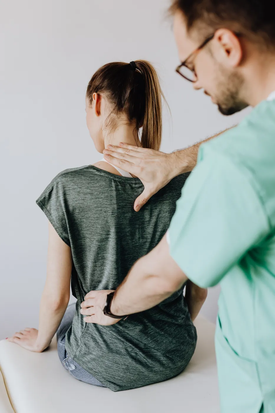 Illustrative bodywork, movement or back-awareness photograph