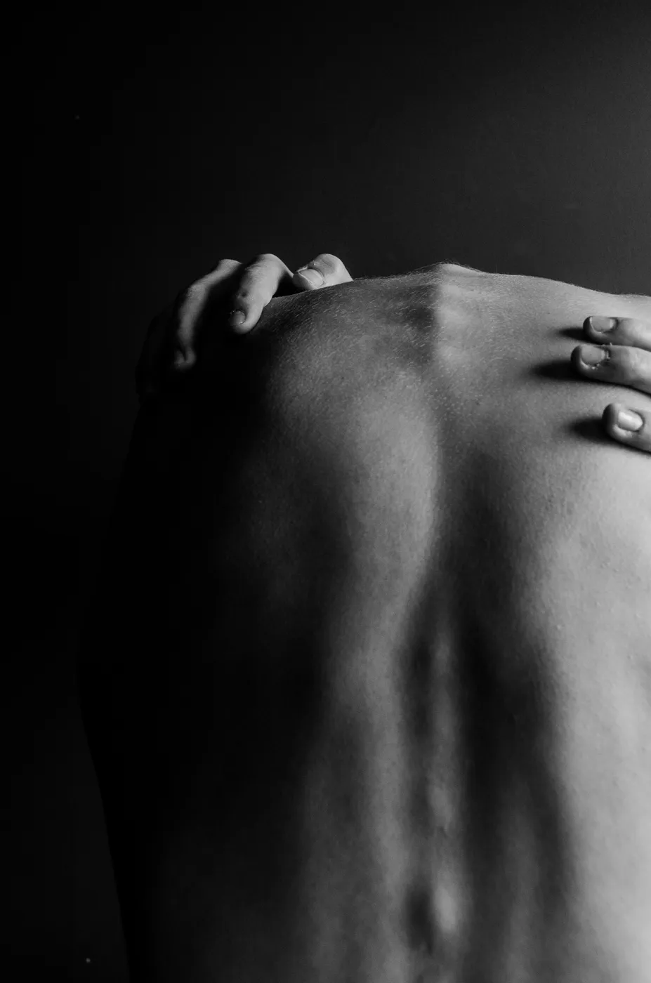 Illustrative bodywork, movement or back-awareness photograph